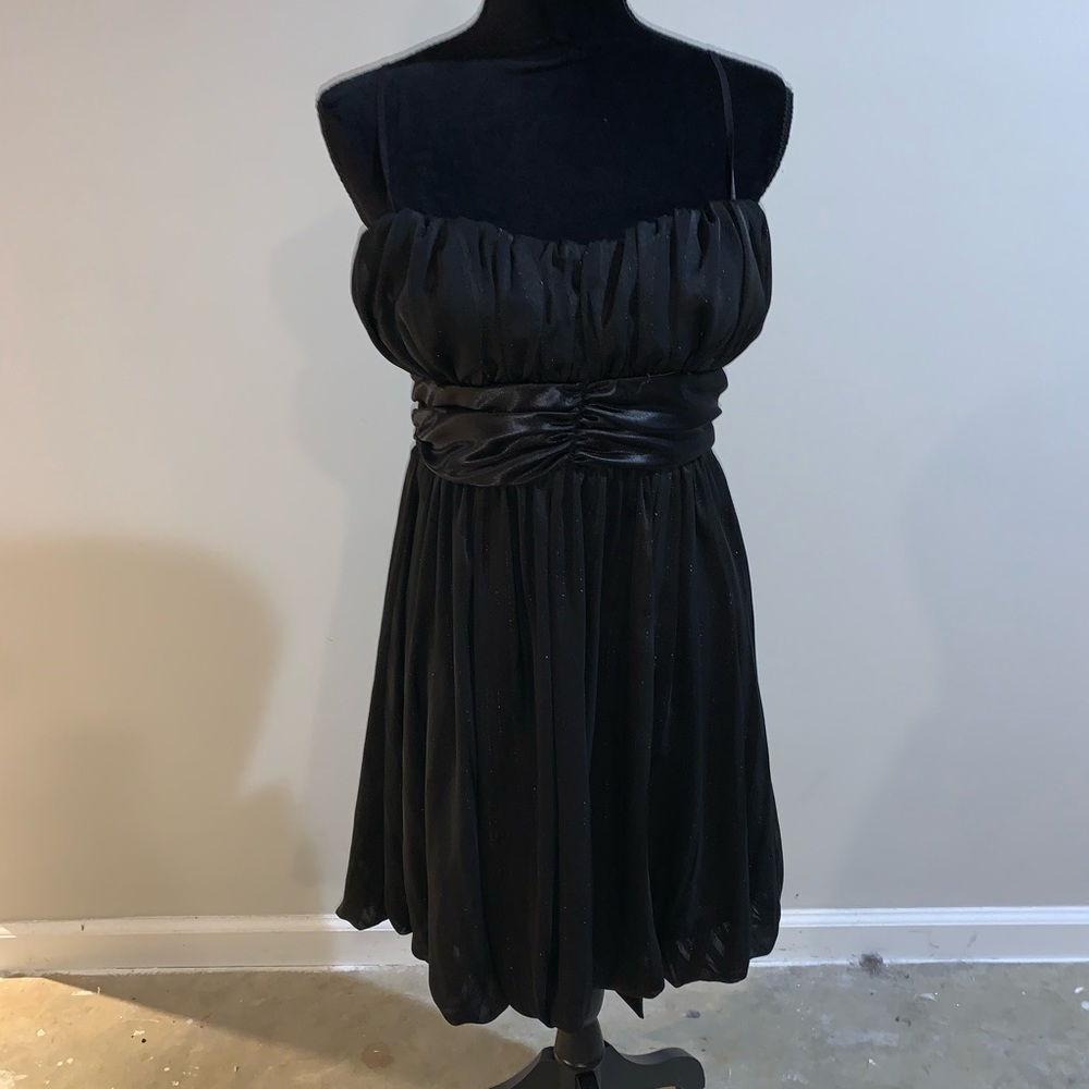 Black dress size L